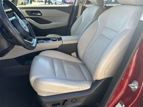 Used 2022 Nissan Rogue SL w/ SL Premium Package image 13