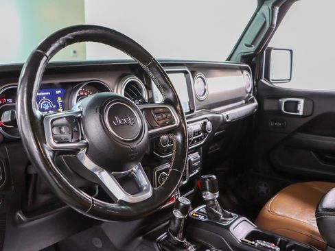 Used 2020 Jeep Gladiator Rubicon image 22