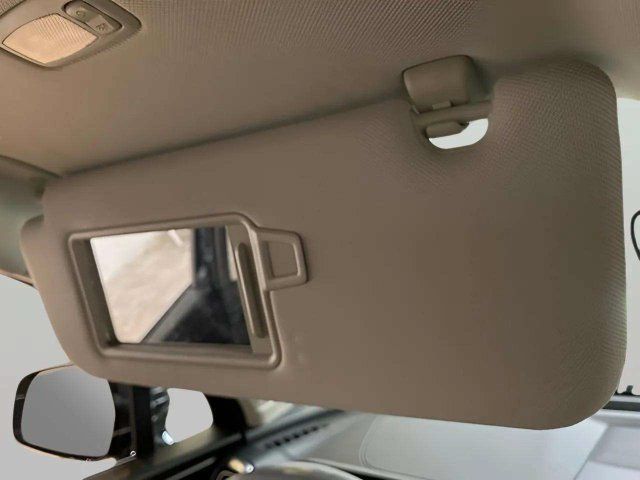 Used 2025 Kia Sorento S AWD/4WD image 57