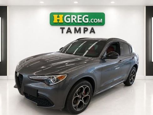 Used 2023 Alfa Romeo Stelvio Veloce AWD/4WD image 4