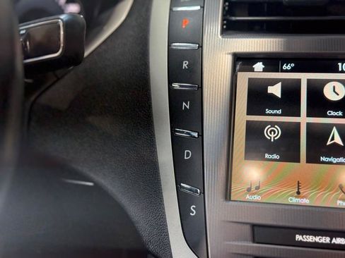Used 2017 Lincoln MKZ Reserve w/ Technology Package FWD image 20