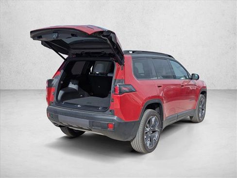 New 2026 Jeep Cherokee Overland image 2