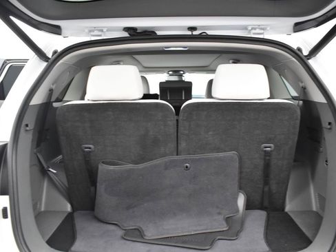 Certified 2020 Kia Sorento SX image 30
