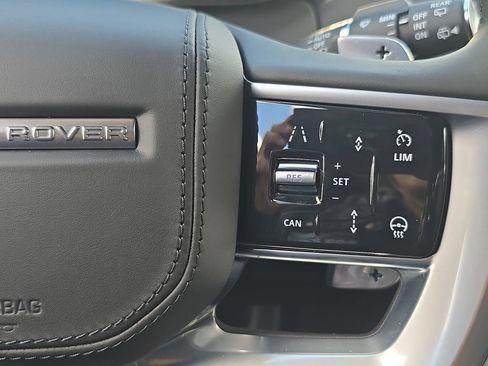 New 2026 Land Rover Range Rover Long Wheelbase SE AWD/4WD image 19