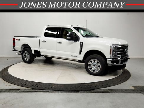 New 2026 Ford F250 Lariat w/ Chrome Package image 1