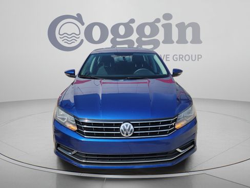 Used 2017 Volkswagen Passat 1.8T S FWD image 5