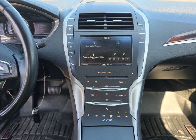 Used 2016 Lincoln MKZ Hybrid w/ Equipment Group 600A Reserve FWD image 7