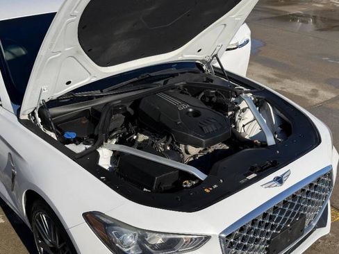 Used 2019 Genesis G70 2.0T Advanced image 37