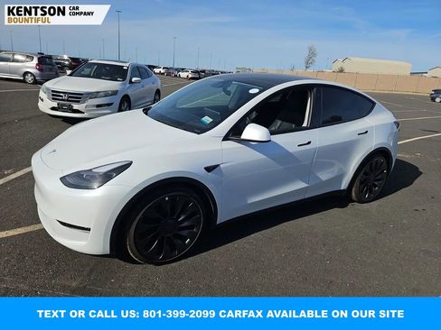 Used 2023 Tesla Model Y Performance image 1