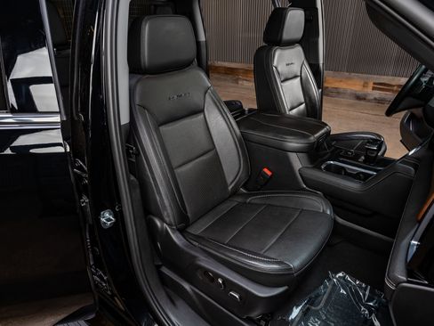 Used 2023 GMC Sierra 1500 Denali w/ Denali Reserve Package image 30