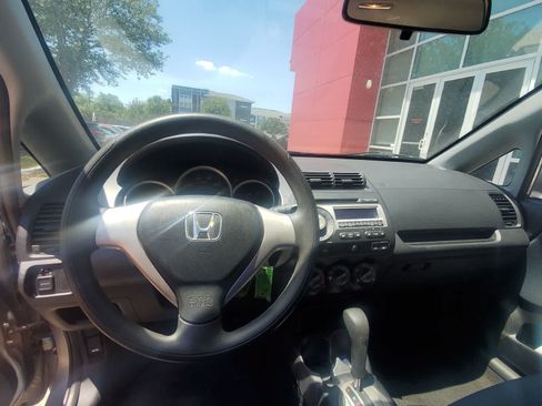 Used 2007 Honda Fit image 13