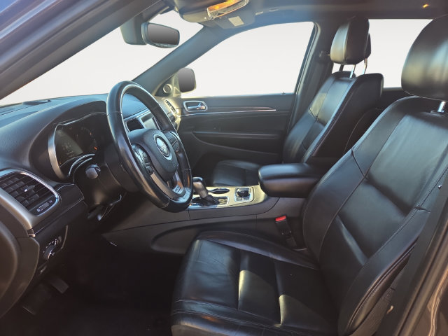 Used 2018 Jeep Grand Cherokee Limited AWD/4WD image 9