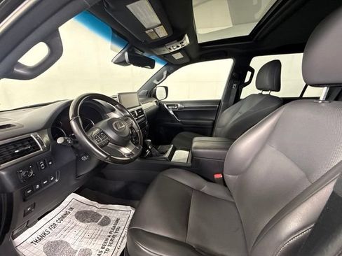 Used 2022 Lexus GX 460 Premium w/ Premium Plus Package AWD/4WD image 18