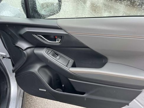 Used 2025 Subaru Crosstrek 2.5i Limited w/ Crosstrek Mirror Package image 23