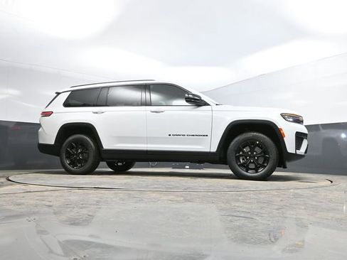 New 2026 Jeep Grand Cherokee L 4WD image 46