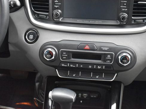 Certified 2020 Kia Sorento SX image 22