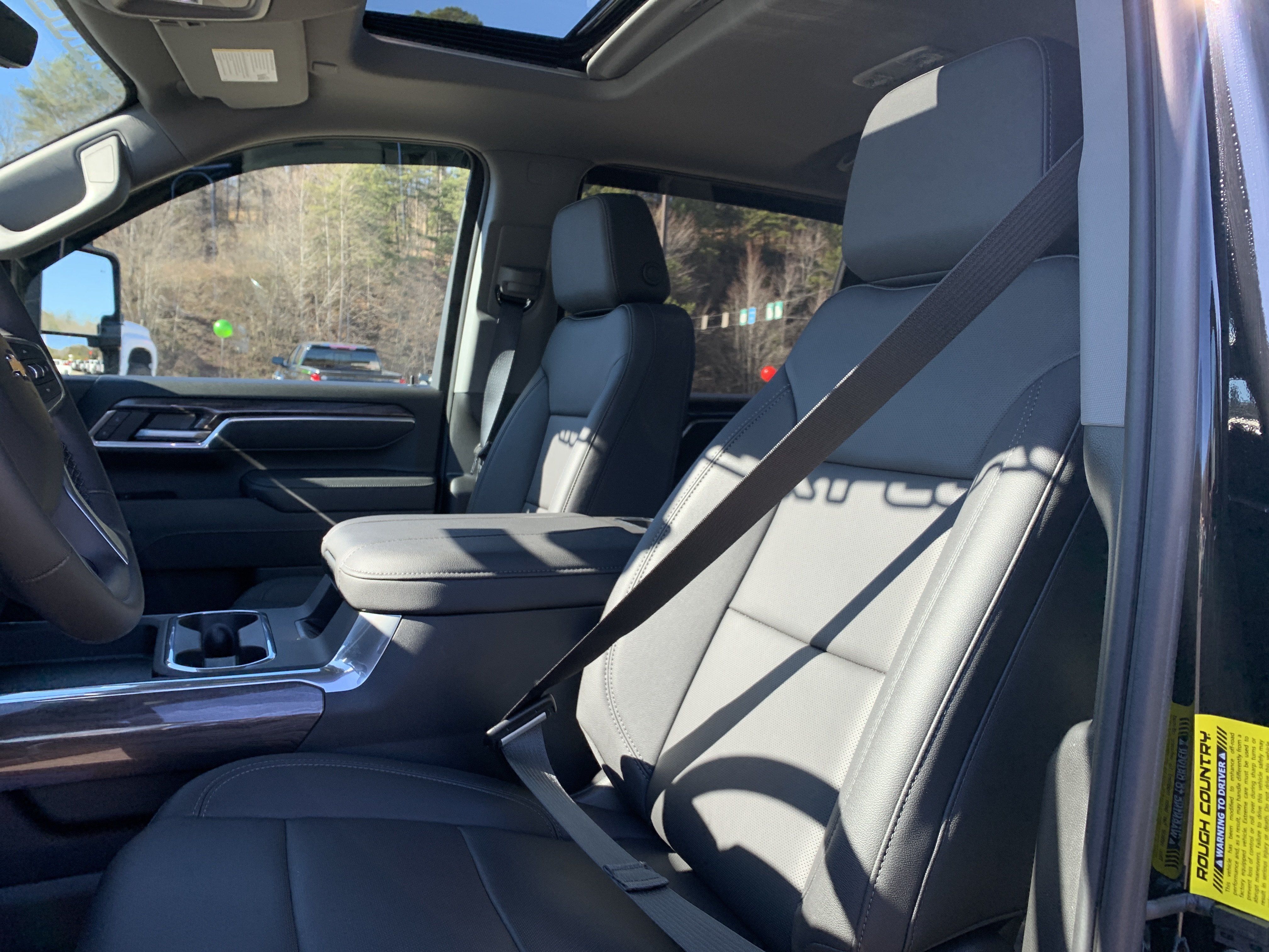 New 2025 Chevrolet Silverado 2500 LTZ w/ LTZ Premium Package AWD/4WD image 13