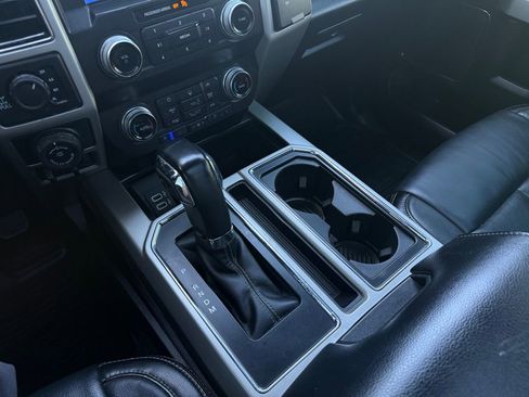Used 2020 Ford F150 Lariat w/ Equipment Group 502A Luxury AWD/4WD image 34