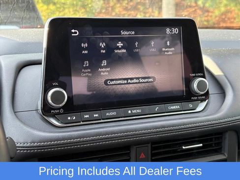 Used 2025 Nissan Rogue SV AWD/4WD image 10