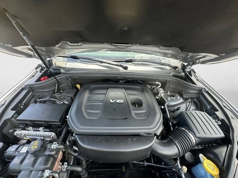 Used 2019 Dodge Durango SXT w/ 3rd Row Seating Group RWD image 14