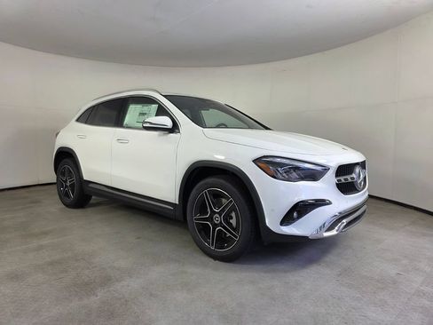 New 2026 Mercedes-Benz GLA 250 image 1