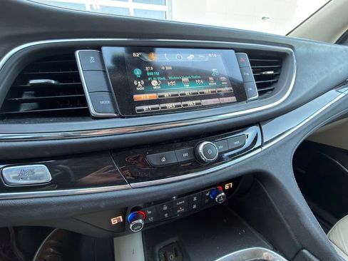 Used 2019 Buick Enclave Premium w/ Experience Buick Package FWD image 12