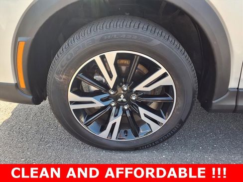 Used 2025 Mitsubishi Eclipse Cross AWD image 5