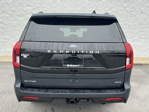New 2025 Ford Expedition Max Active image 3