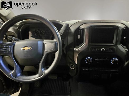 Used 2023 Chevrolet Silverado 1500 Custom AWD/4WD image 11