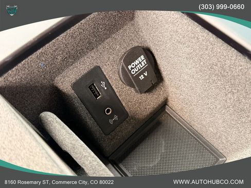 Used 2018 Porsche Macan GTS AWD/4WD image 34