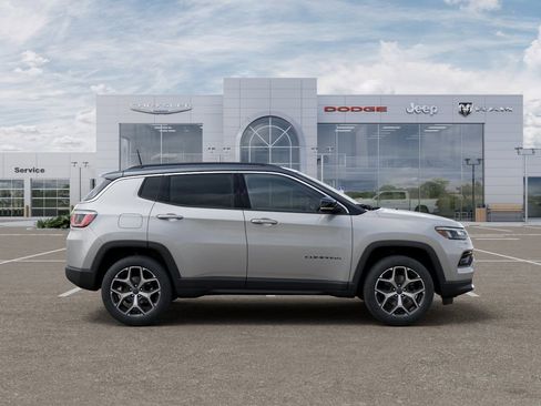 New 2026 Jeep Compass Limited image 21
