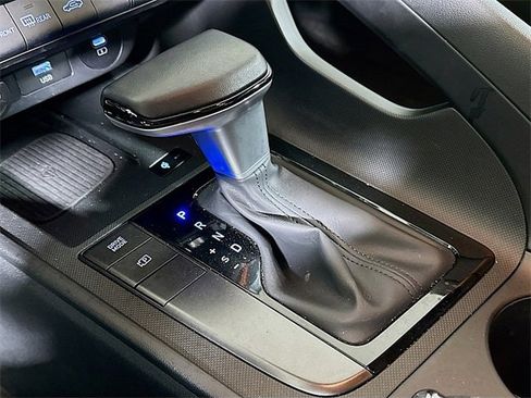 Certified 2025 Hyundai Elantra Sport w/ Cargo Package FWD image 18