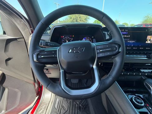 Used 2024 Chevrolet Colorado ZR2 w/ ZR2 Convenience Package III image 21