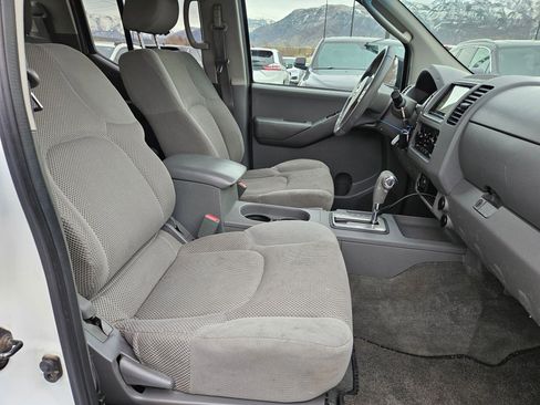Used 2006 Nissan Frontier SE w/ (P01) Power Pkg image 33