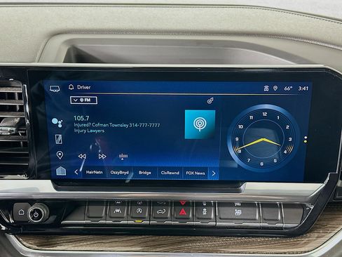 Used 2024 Chevrolet Silverado 1500 LT image 19