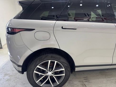 Used 2026 Land Rover Range Rover Evoque S AWD/4WD image 6