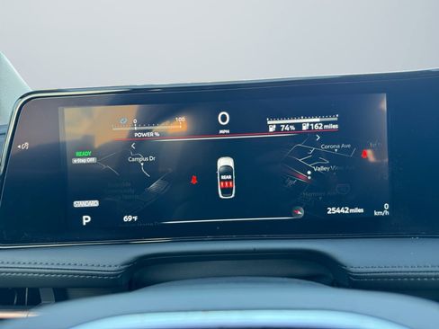 Used 2024 Nissan Ariya ENGAGE image 12