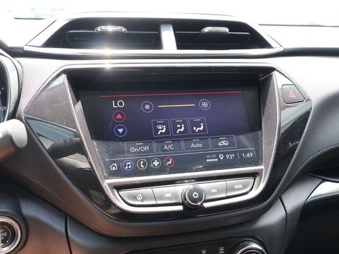 Used 2023 Chevrolet TrailBlazer LT w/ Convenience Package FWD image 33