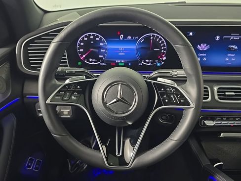 Certified 2025 Mercedes-Benz GLE 450e 4MATIC w/ Driver Assistance Package image 30