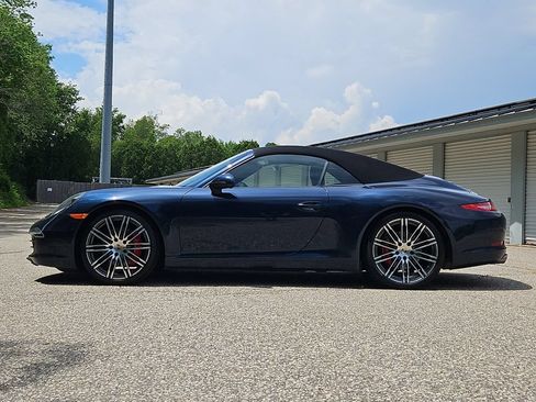Used 2015 Porsche 911 Carrera S RWD image 2