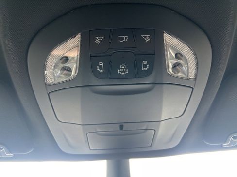 New 2026 Chrysler Pacifica Select image 34
