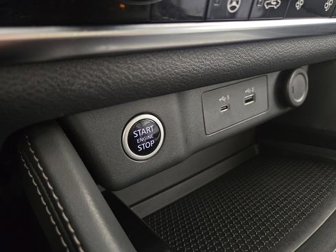 Used 2023 Nissan Rogue SL image 25