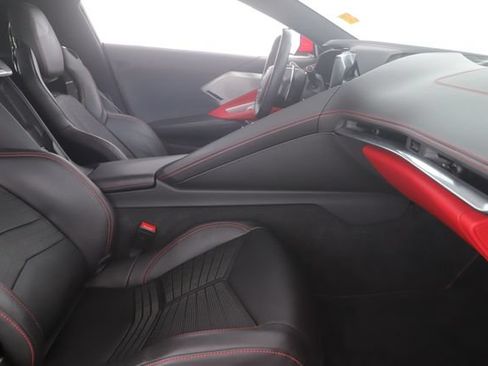Used 2022 Chevrolet Corvette Stingray Premium Cpe w/ Z51 Performance Package RWD image 28