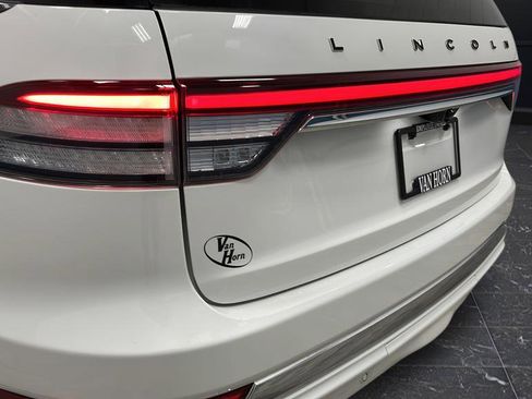 Used 2022 Lincoln Aviator Black Label Grand Touring w/ Class IV Trailer Tow Package AWD/4WD image 36