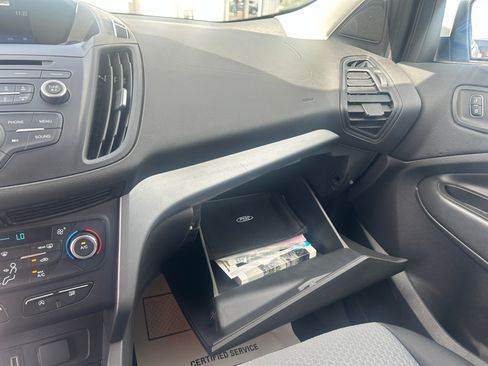 Used 2017 Ford Escape SE AWD/4WD image 25