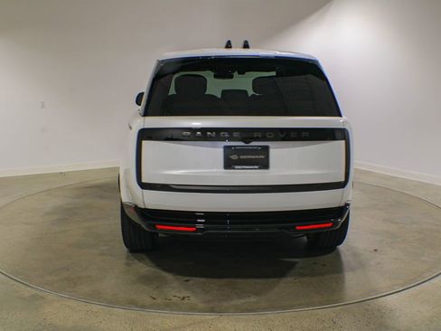 Used 2026 Land Rover Range Rover Autobiography AWD/4WD image 4
