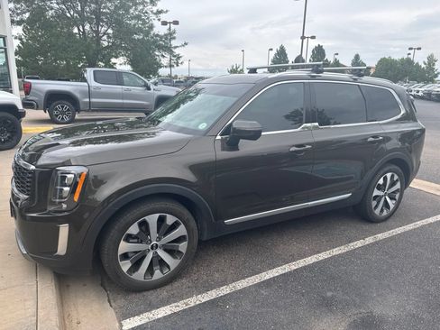 Used 2021 Kia Telluride EX w/ EX Premium Package AWD/4WD image 1