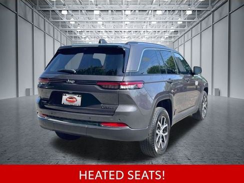 Used 2023 Jeep Grand Cherokee Limited w/ Luxury Tech Group II AWD/4WD image 8