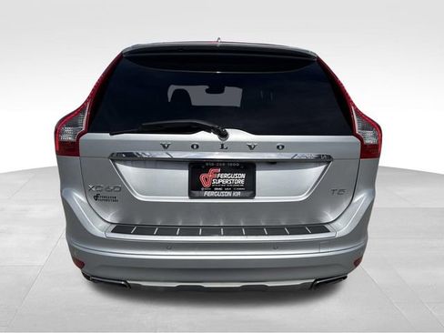 Used 2017 Volvo XC60 T5 Inscription w/ Preferred Option Package image 4
