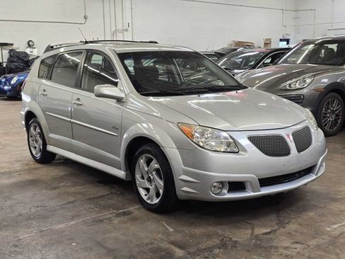 Used 2007 Pontiac Vibe w/ Sun And Sound Package FWD image 8